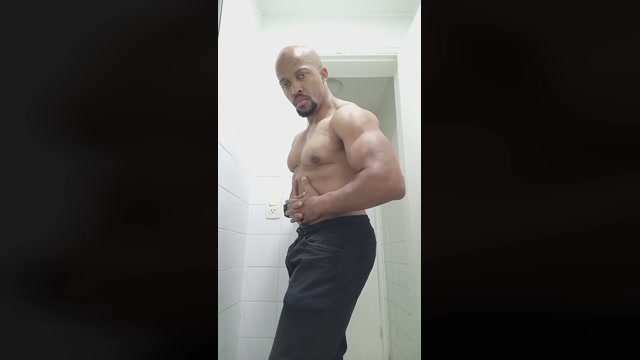 Negro1000sexy  05-07-2022